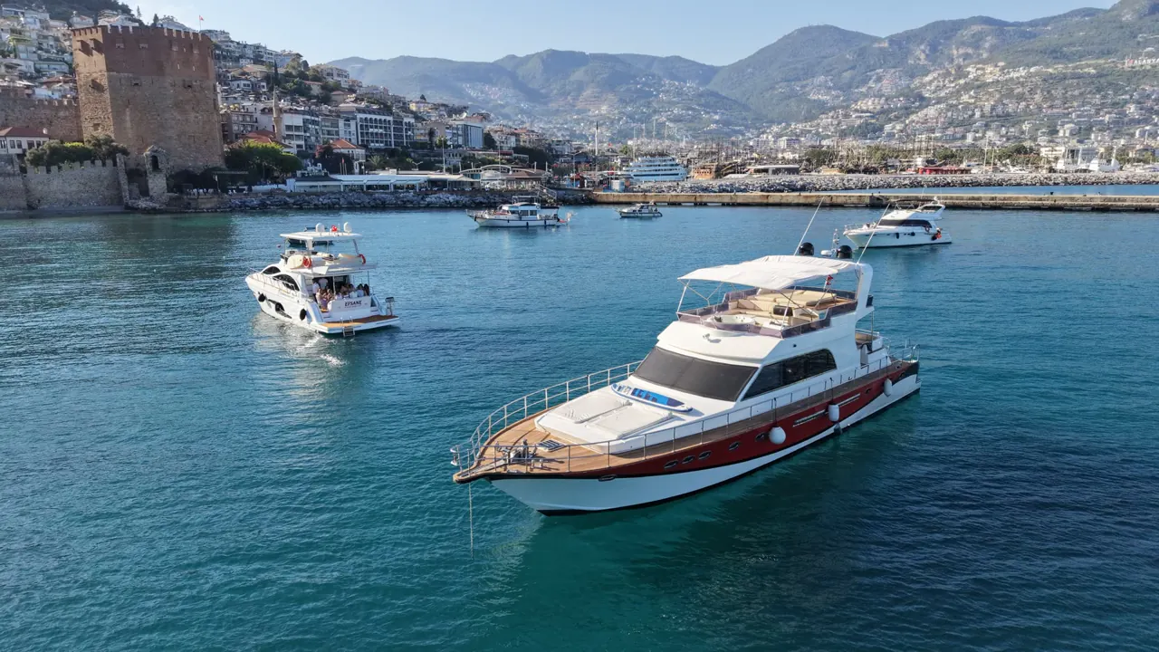 Valden — Alanya açıklarında